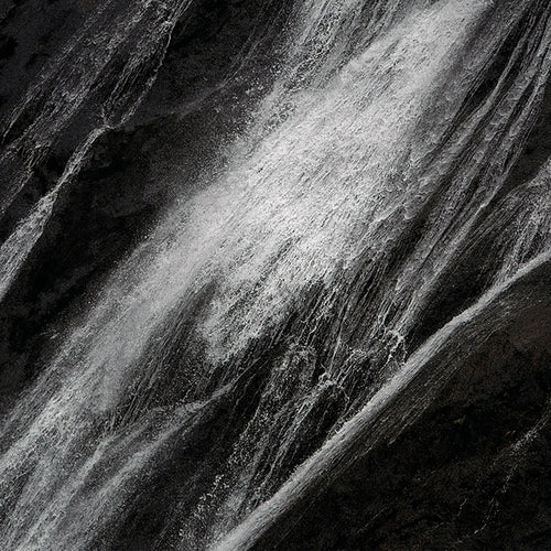 8880267